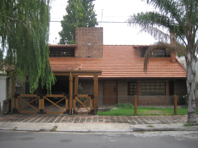 Casa y Quincho en Cerro Chico